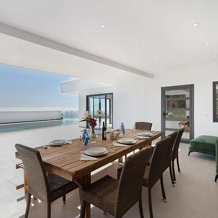 Alba House * Адехе