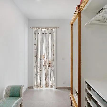Alba House