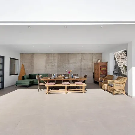 Alba House Villa *