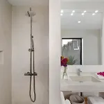 فيلة Alba House أذيخي