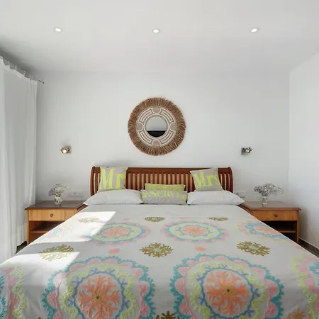 Alba House فيلة *