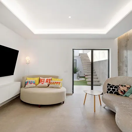 Alba House فيلة أذيخي